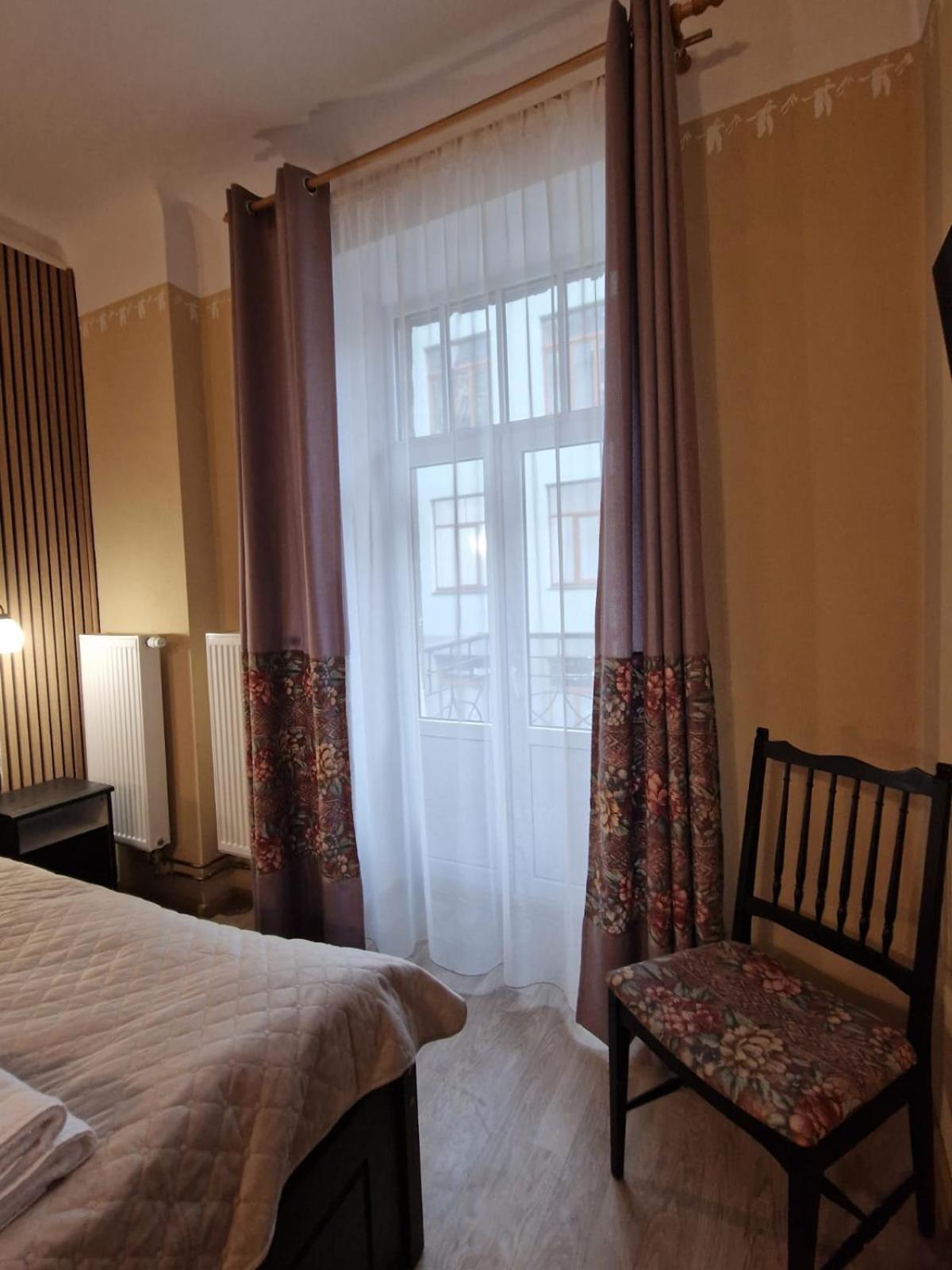 Rigas 20/1 Apartaments Cesis Ngoại thất bức ảnh